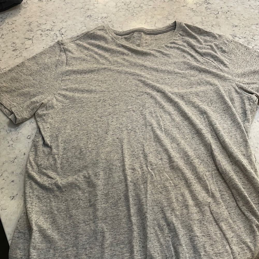 Old navy, L, heather grey short sleeve shirt